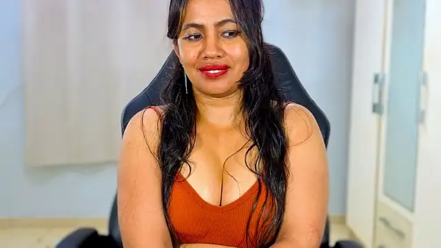 FannyXhot Chat XXX in diretta