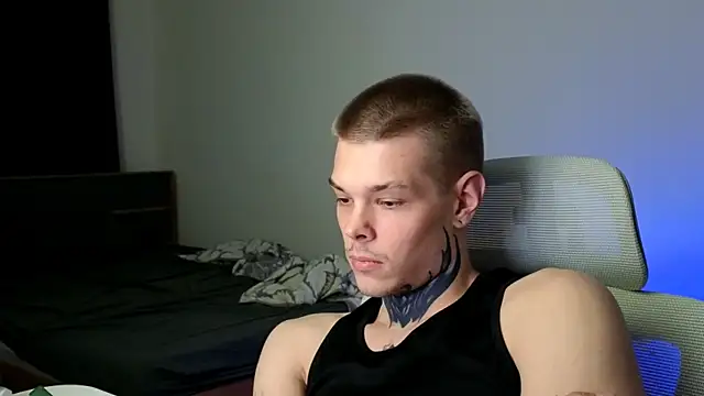 DENIS_HERE 在線直播表演