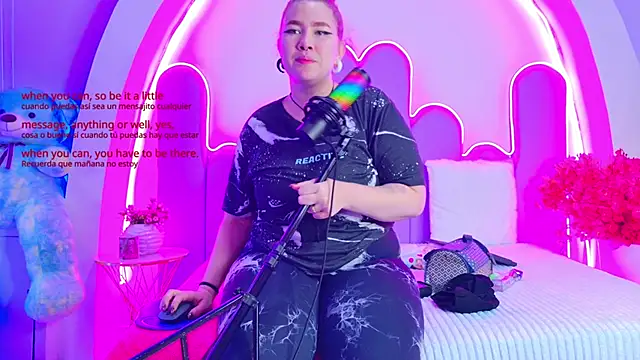NathaxaLeans Chat XXX in diretta