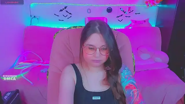 Lolisuccub Live XXX-chat