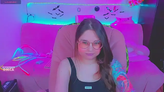 Lolisuccub's Live XXX Chat