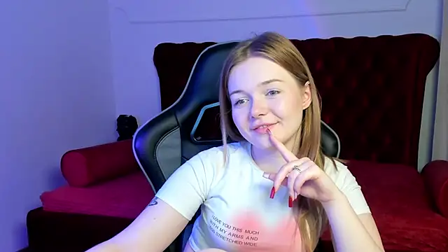 ElinaVale's Live XXX Chat