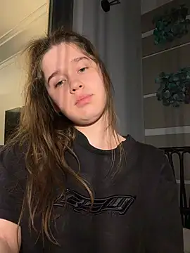HornyGirlH Webcam-Show