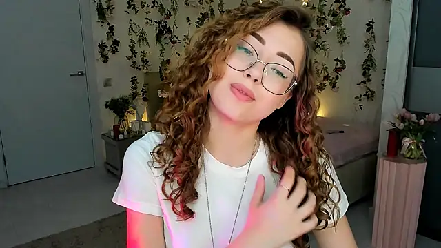 SereneFlame Live XXX Chat