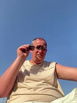 Show Webcam de chubbybear2cum