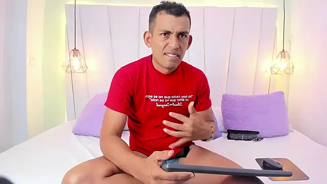 AntonioRuda's Webcam Show