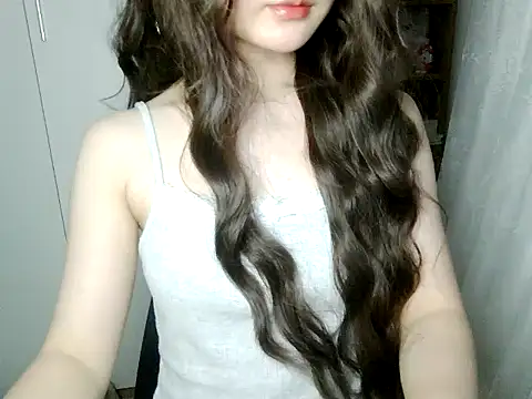 _Shizukaa_ Adlı Modelin Canlı XXX Sohbeti