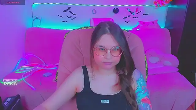 Živý XXX chat Lolisuccub