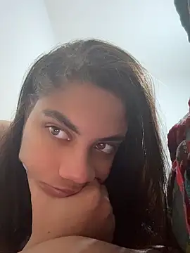 Morenacarioca3 Chat XXX in diretta
