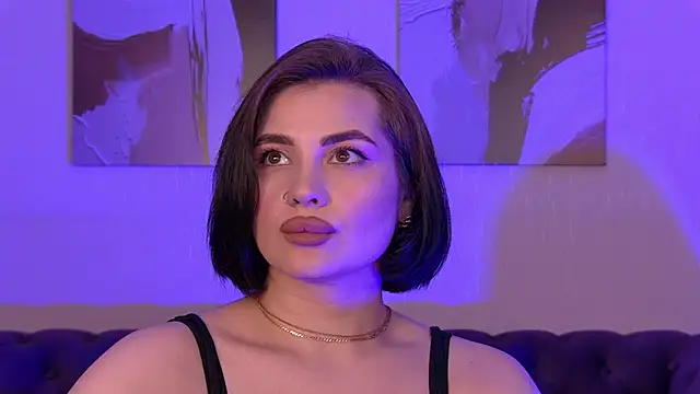 AdrianaToress Live XXX-Chat