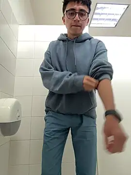 CamiRojas_boy élő XXX-chatje
