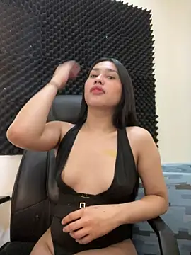 goddess_athena69 Adlı Modelin Web Kamerası Şovu