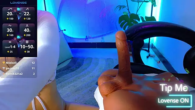 Czat XXX na żywo – Sarasavage