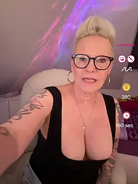 German_Milf Live XXX-chat