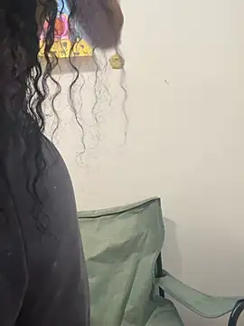 Cocochanel4567's Live XXX Chat
