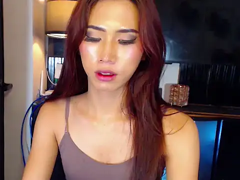 captivatingyumi's Webcam Show