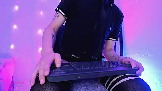Czat XXX na żywo – SebastianHilton