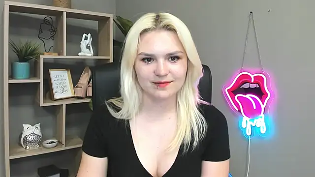 SweetLilyxo's Live XXX Chat
