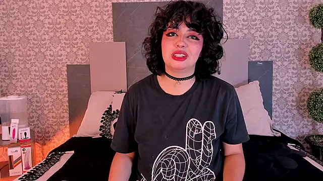 HornetNoir – Live XXX-chat