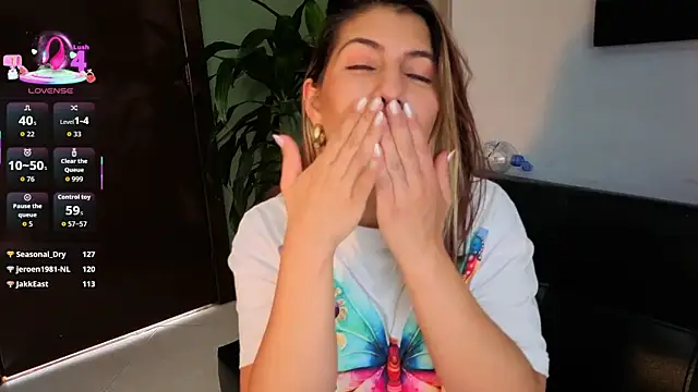 scarlett_moore Adlı Modelin Canlı XXX Sohbeti
