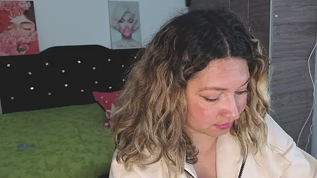 Chat +18 de Sexy_Valeshca ao vivo