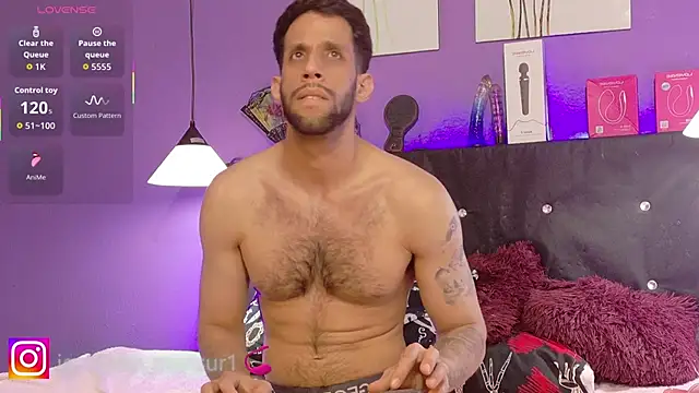 XXX chat uživo modela Karim_mansur