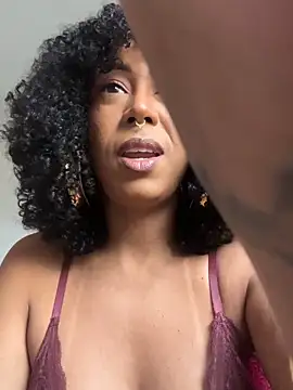 Show de dianagolley420 na webcam