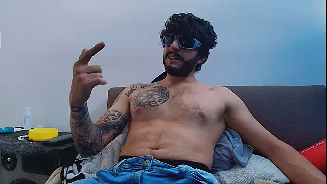thomas_gun Live XXX-chat