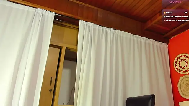 NikollSalas webkamerás műsora