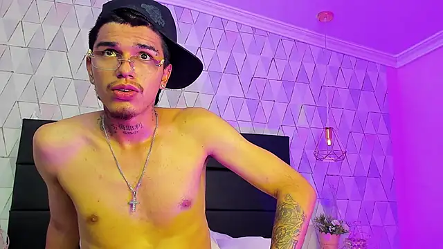 TysonRiggs Pertunjukan Webcam