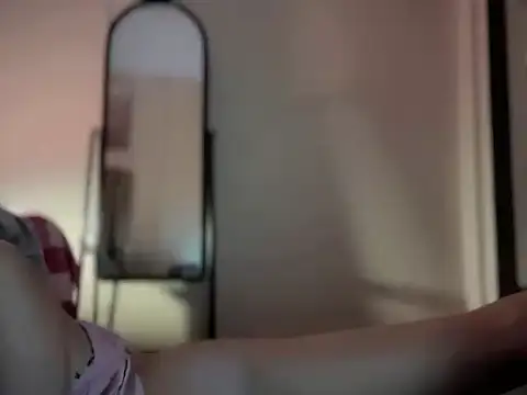 Miss_Young's Webcam Show