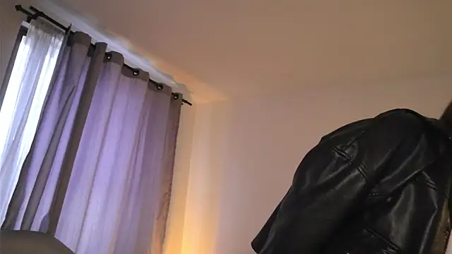 Chat +18 de Daisha_Riley ao vivo
