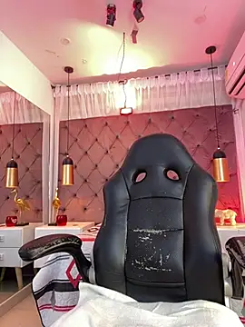 Czat XXX na żywo – Sussan__