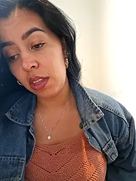 Luianna Chat XXX in diretta