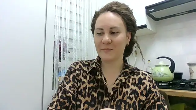 MeadowEyes' Live XXX Chat