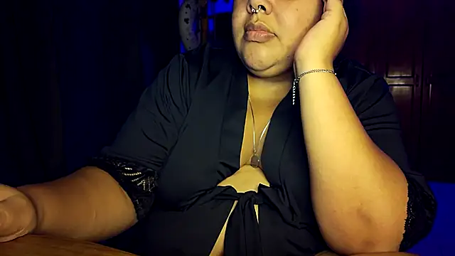 xlatinastar Live XXX-chat