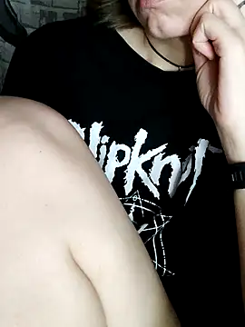 Aashikalaa 라이브 XXX 채팅