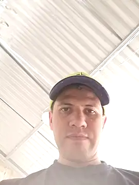 Chat +18 de GABO_89 ao vivo