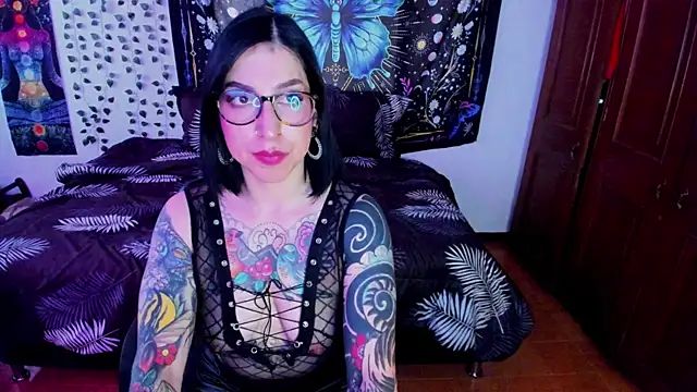 alice_666f লাইভ XXX চ্যাট