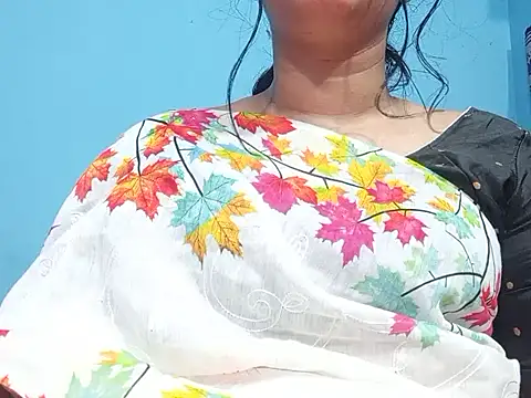 Emma_4433's Webcam Show
