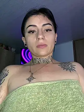 Bonnye_star Adlı Modelin Canlı XXX Sohbeti