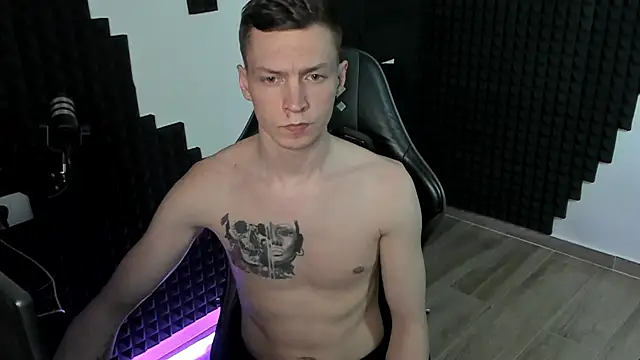 More_than_friend webcam show