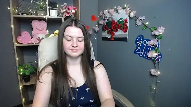 Chat +18 de MavkaCute ao vivo