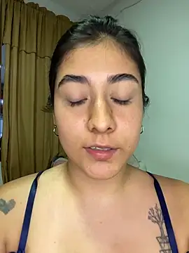 Chat +18 de miaftmax ao vivo