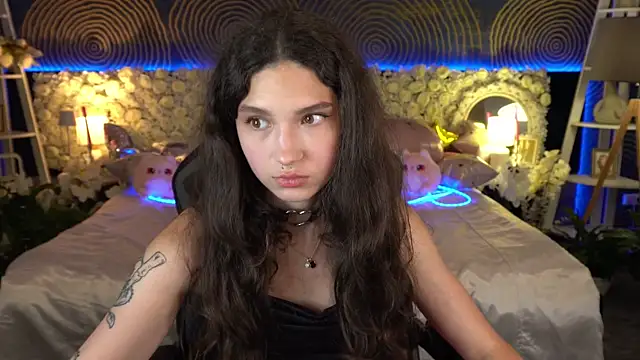 Онлайн чат XXX BabyFlowerr