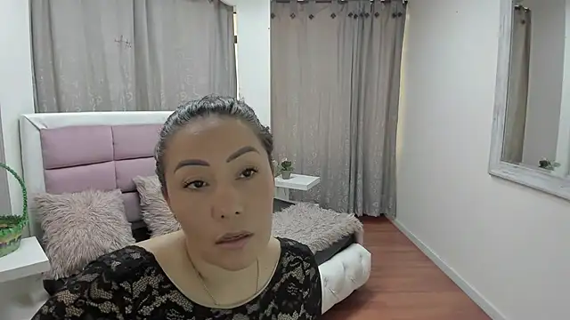 gaby_trent's Live XXX Chat