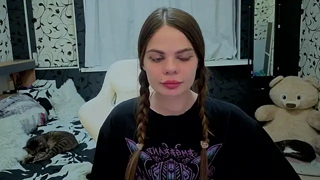 xAlisontiny Adlı Modelin Canlı XXX Sohbeti