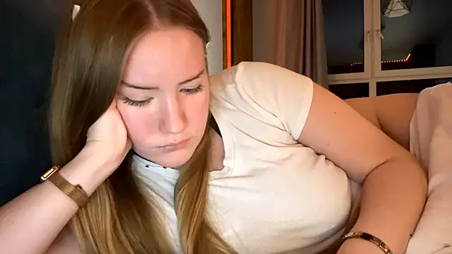 Chat +18 de Lisi_Kiss_ ao vivo