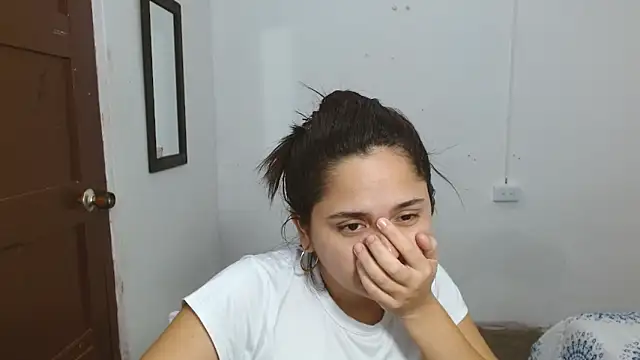 Chat +18 de Thalian ao vivo