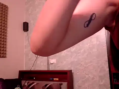 Chat XXX en directo de MidnightFlame